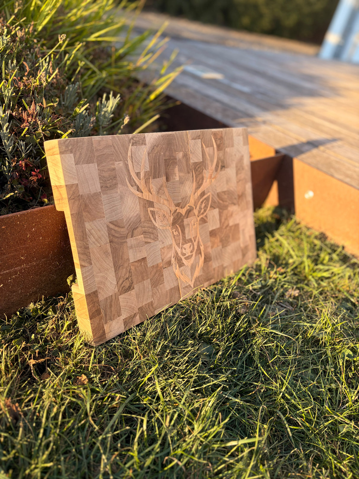 Stirnholz Schneidebrett mit Inlay